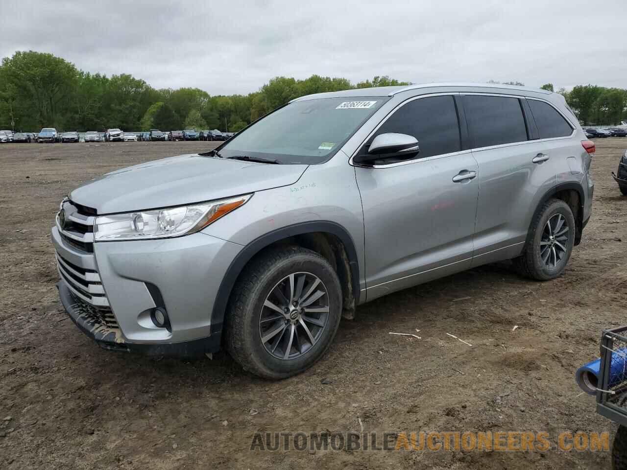 5TDJZRFH1HS511091 TOYOTA HIGHLANDER 2017