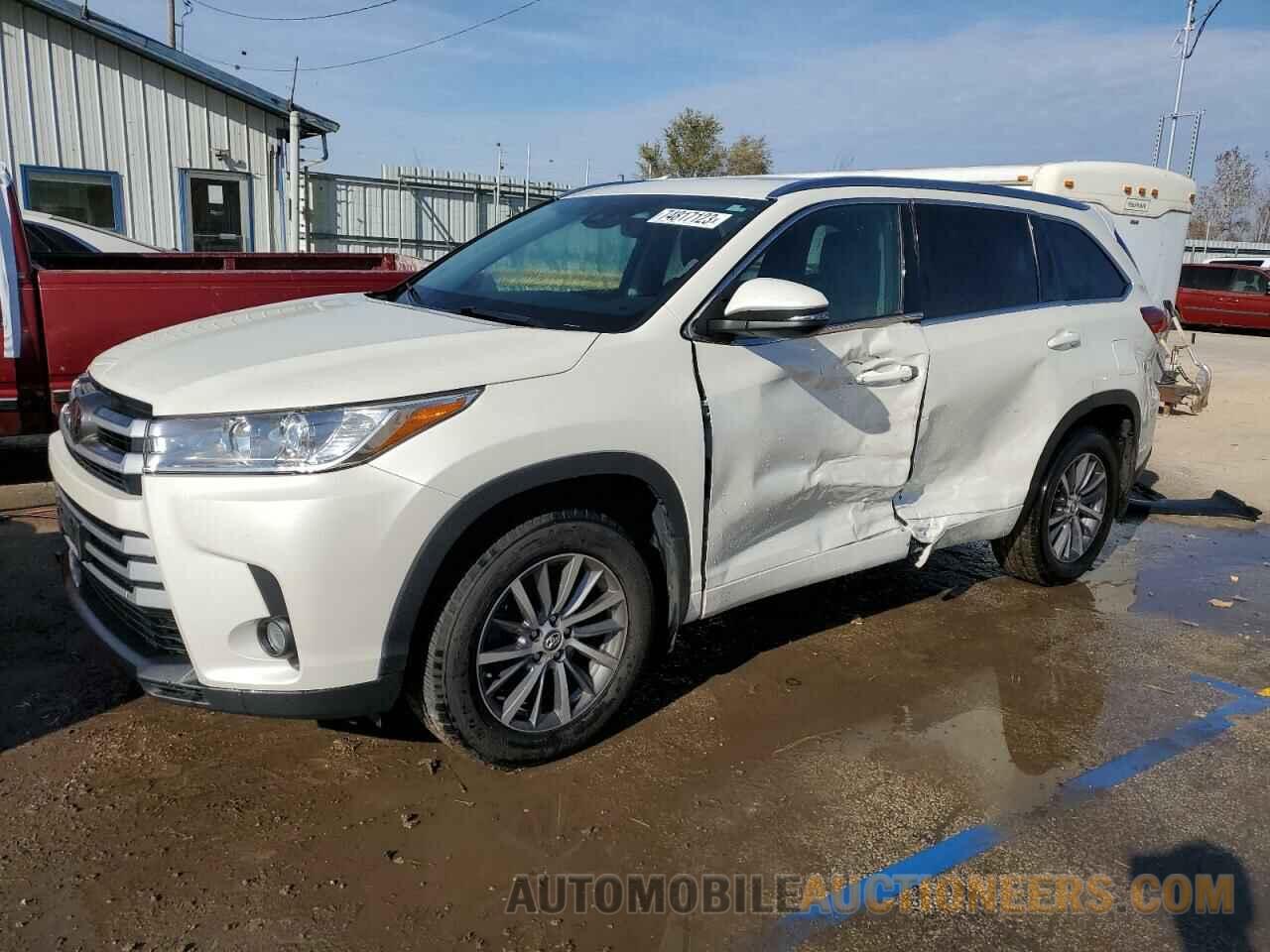 5TDJZRFH1HS517635 TOYOTA HIGHLANDER 2017