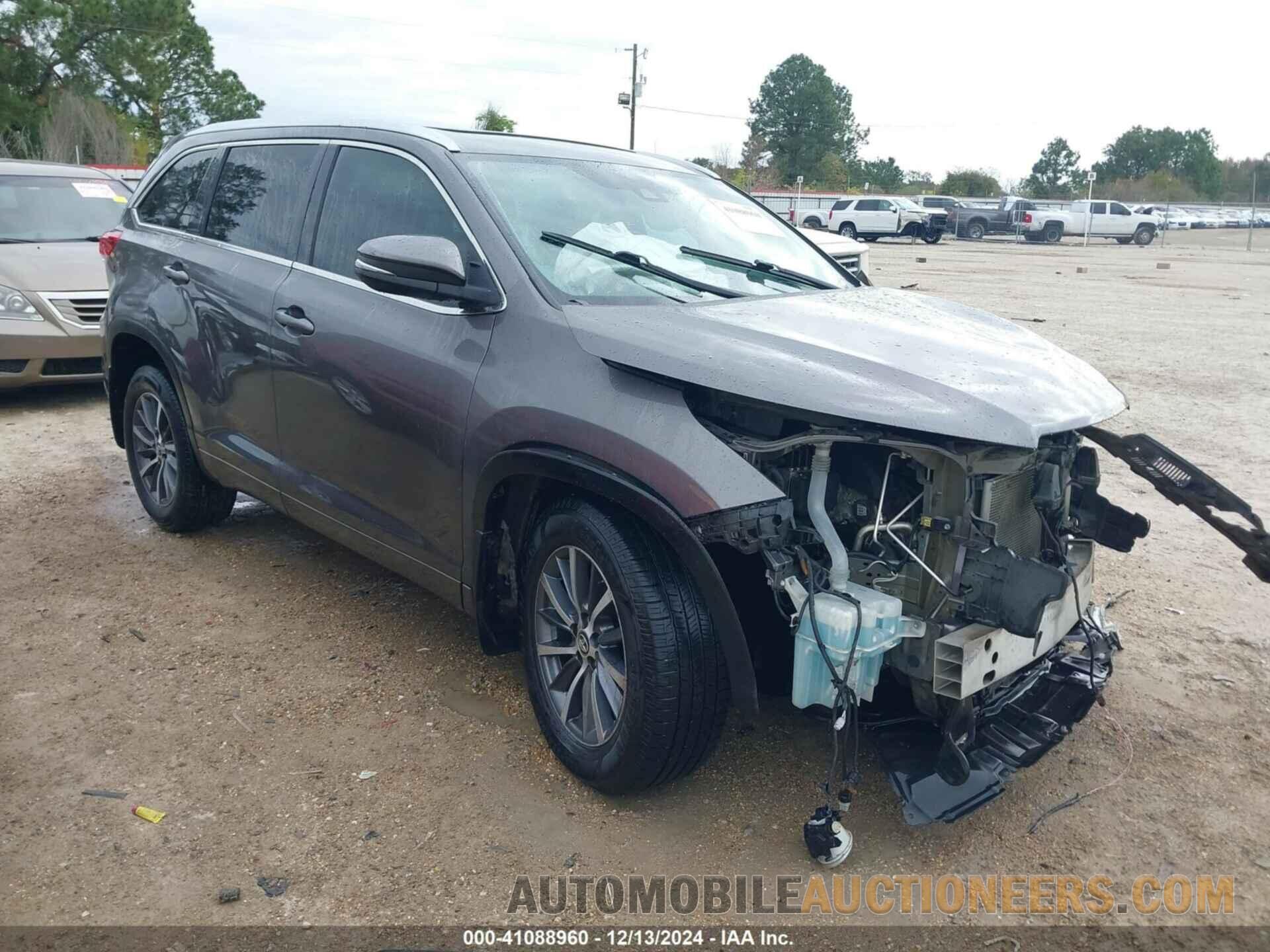 5TDJZRFH1HS522737 TOYOTA HIGHLANDER 2017