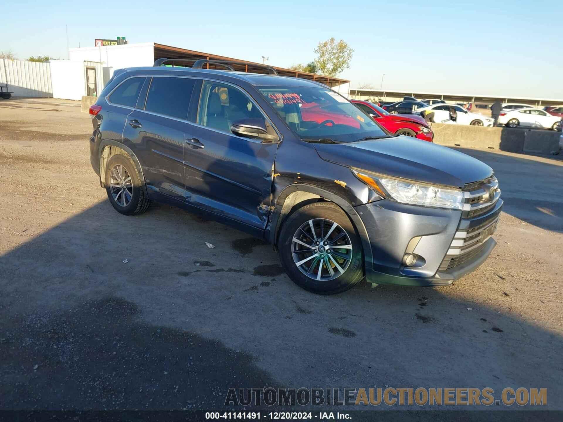 5TDJZRFH1JS490555 TOYOTA HIGHLANDER 2018