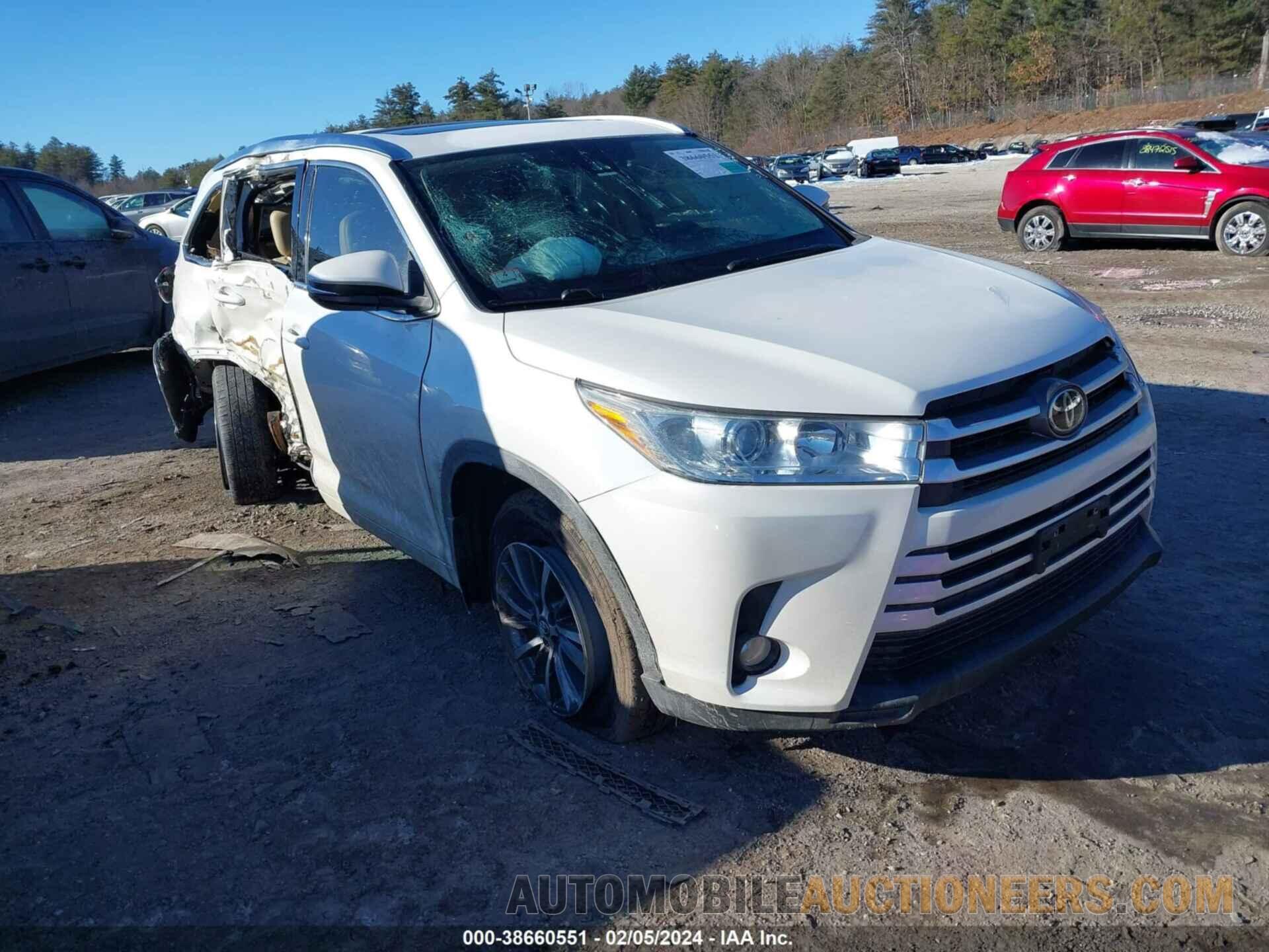 5TDJZRFH1JS492399 TOYOTA HIGHLANDER 2018