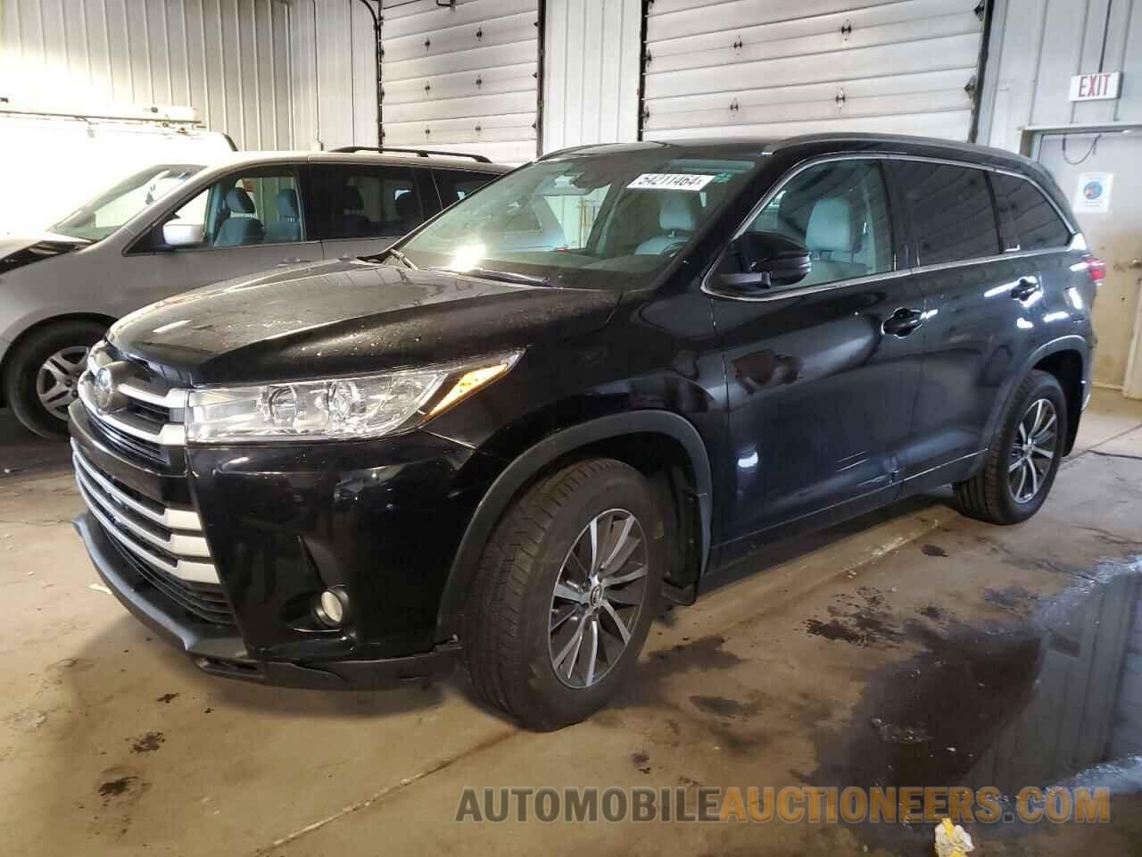 5TDJZRFH1JS524008 TOYOTA HIGHLANDER 2018