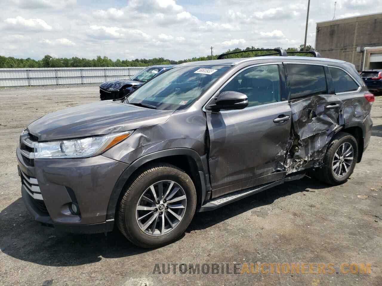 5TDJZRFH1JS537292 TOYOTA HIGHLANDER 2018