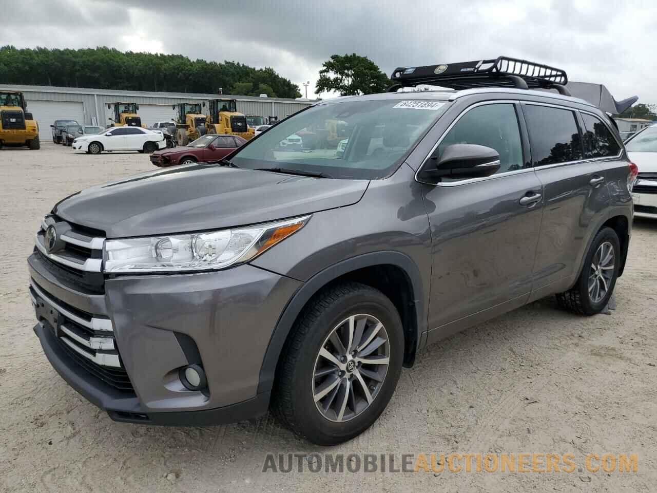 5TDJZRFH1JS544369 TOYOTA HIGHLANDER 2018