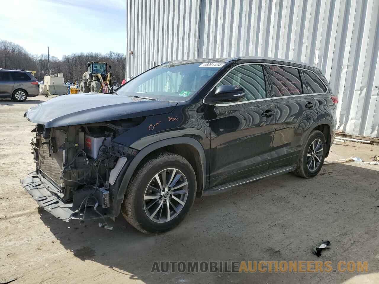 5TDJZRFH1JS552827 TOYOTA HIGHLANDER 2018