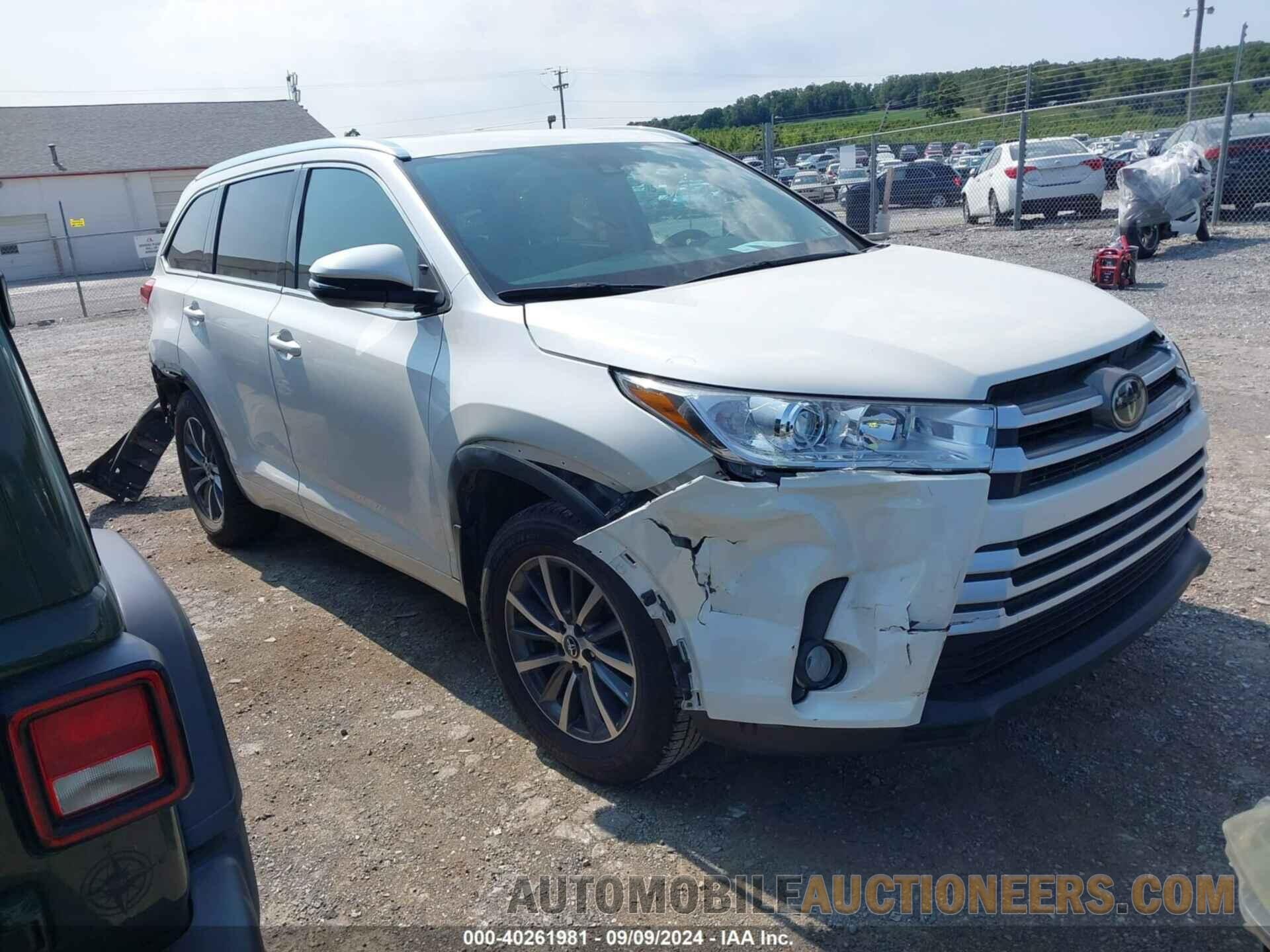 5TDJZRFH1JS558854 TOYOTA HIGHLANDER 2018