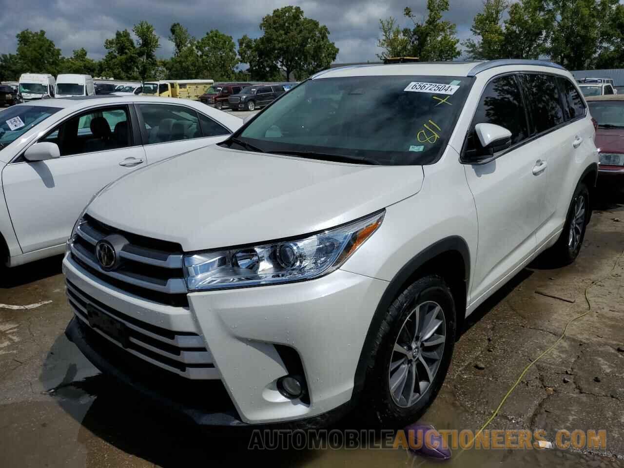 5TDJZRFH1JS559521 TOYOTA HIGHLANDER 2018