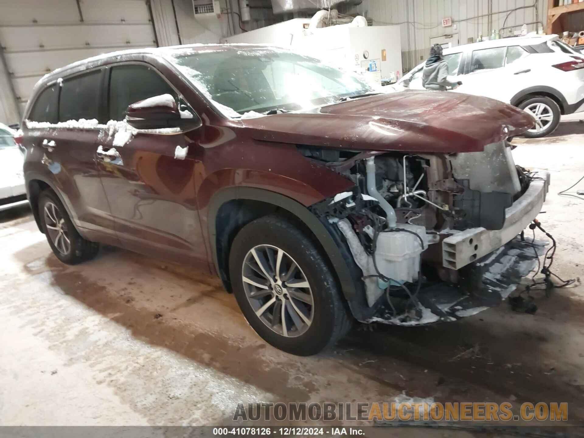 5TDJZRFH1JS802700 TOYOTA HIGHLANDER 2018