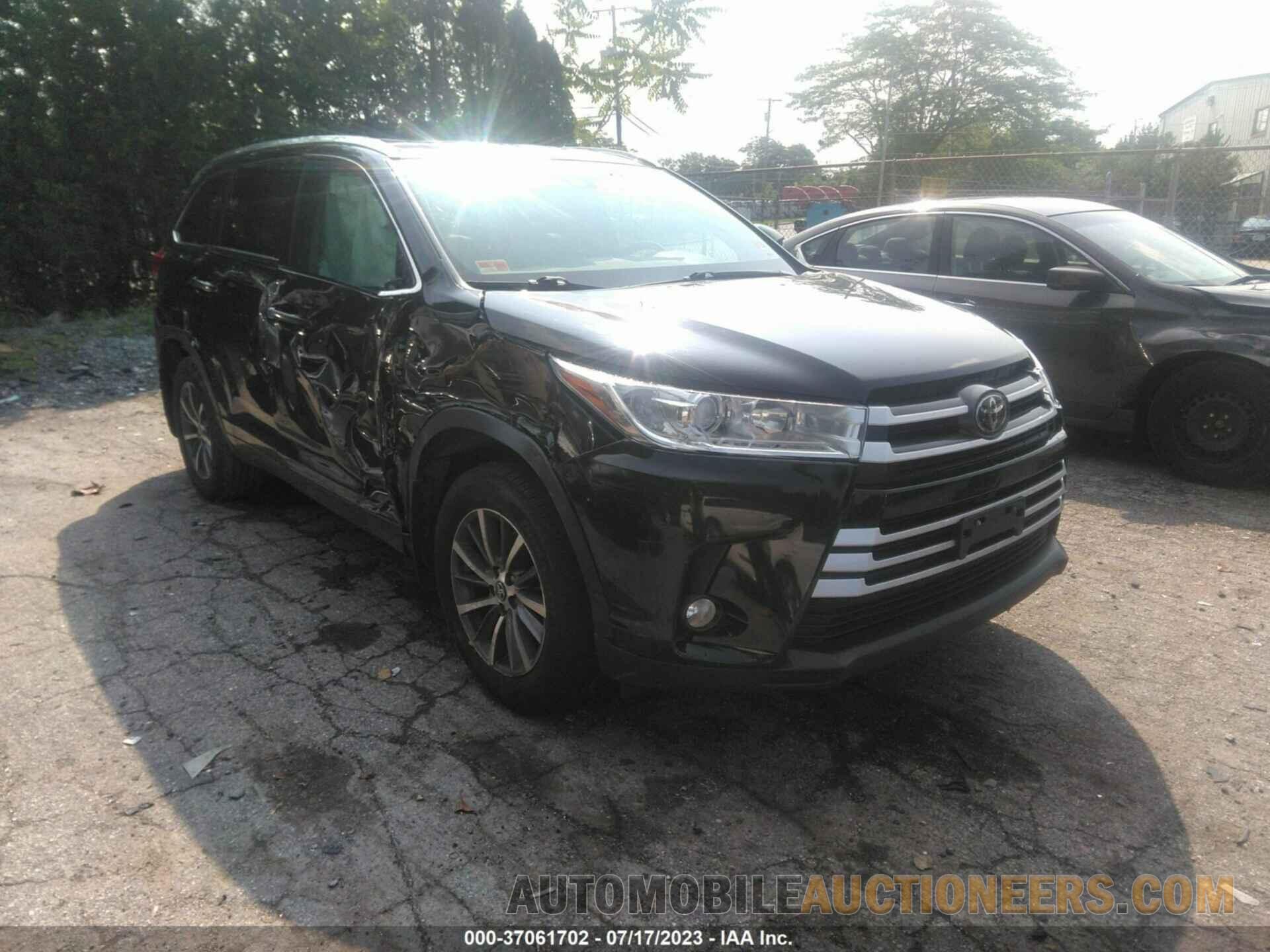 5TDJZRFH1JS845062 TOYOTA HIGHLANDER 2018