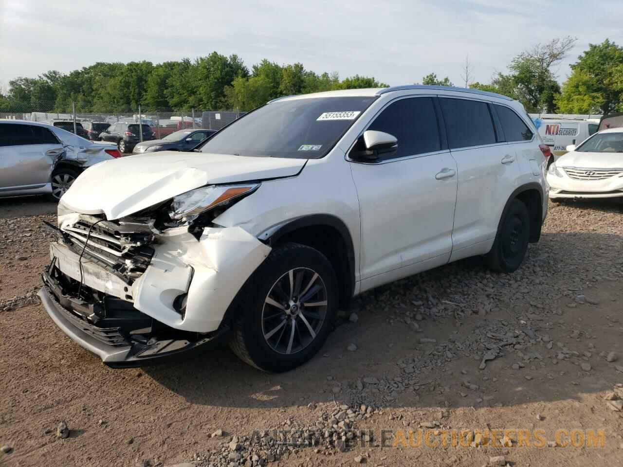 5TDJZRFH1JS864372 TOYOTA HIGHLANDER 2018