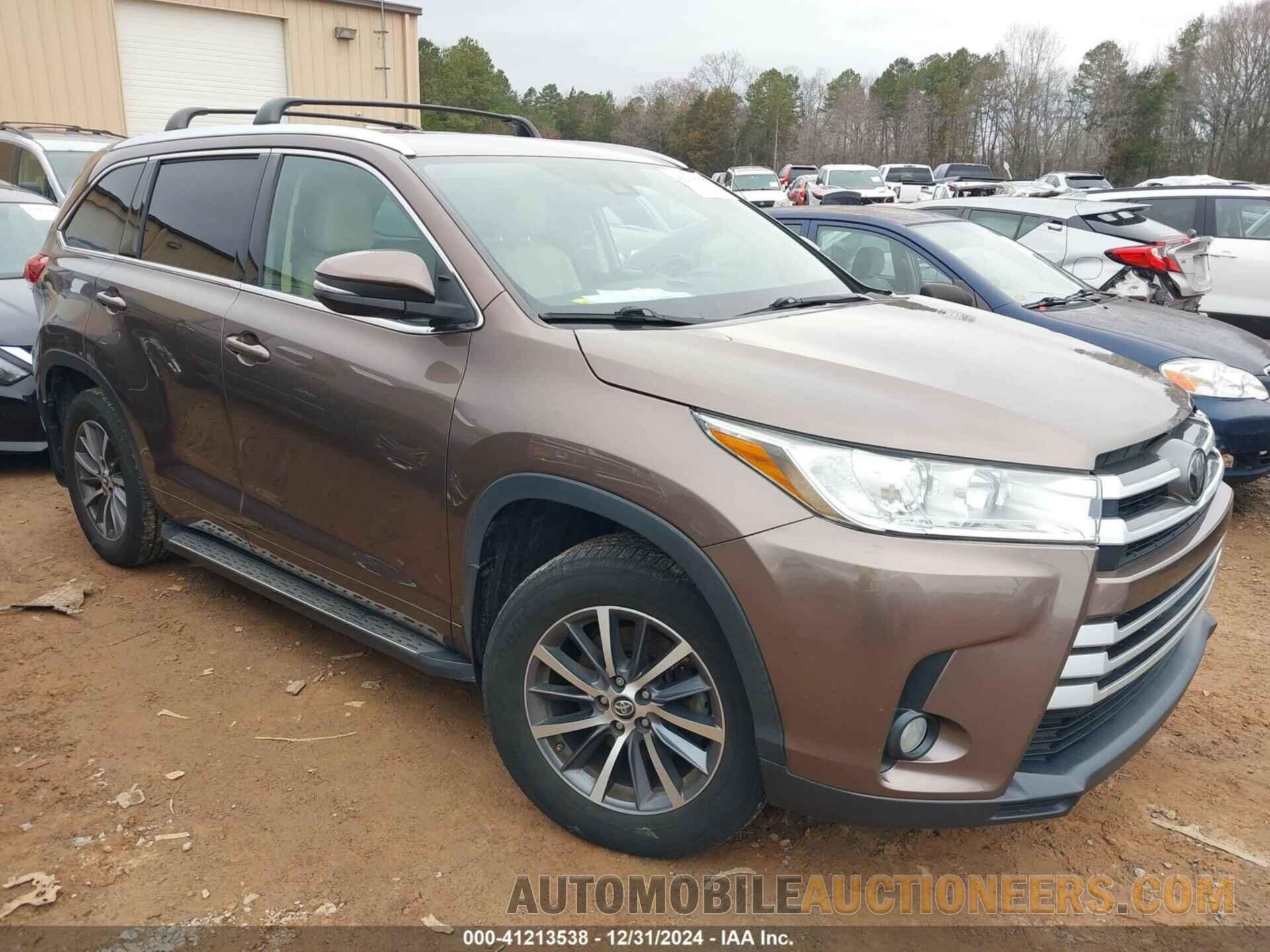 5TDJZRFH1JS876490 TOYOTA HIGHLANDER 2018