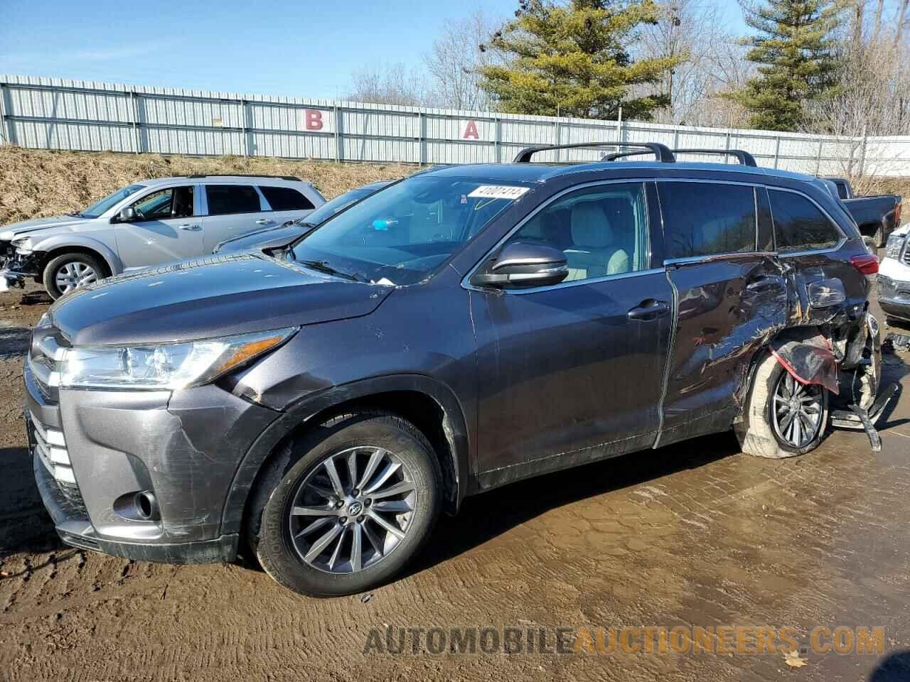 5TDJZRFH1KS575395 TOYOTA HIGHLANDER 2019