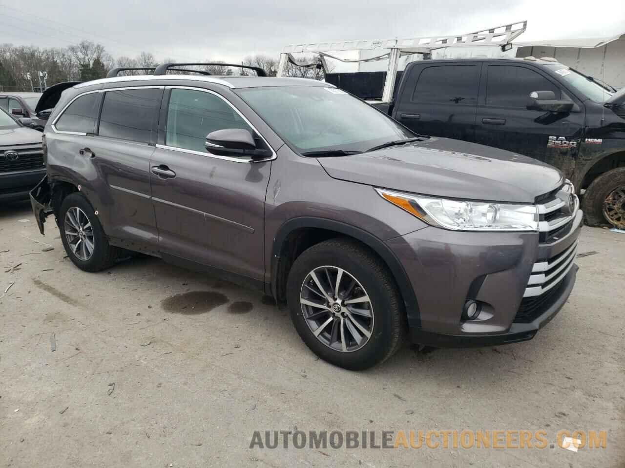 5TDJZRFH1KS579754 TOYOTA HIGHLANDER 2019