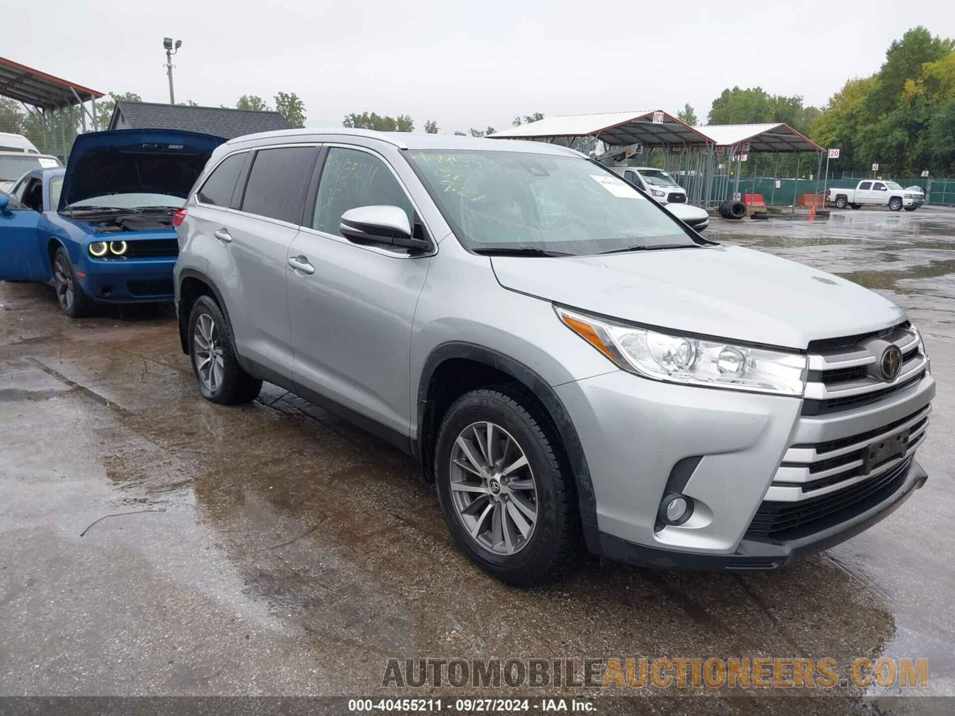 5TDJZRFH1KS589698 TOYOTA HIGHLANDER 2019