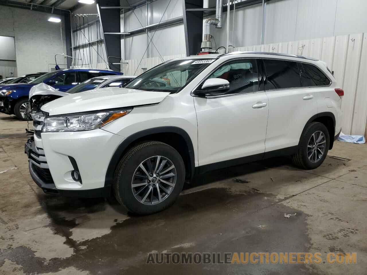 5TDJZRFH1KS599826 TOYOTA HIGHLANDER 2019