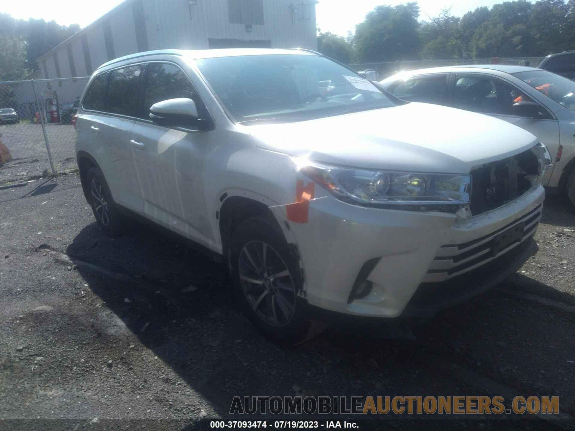 5TDJZRFH1KS601624 TOYOTA HIGHLANDER 2019