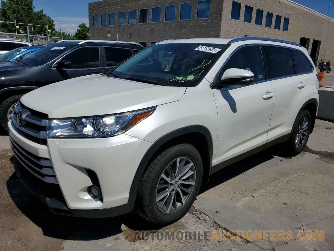 5TDJZRFH1KS618424 TOYOTA HIGHLANDER 2019