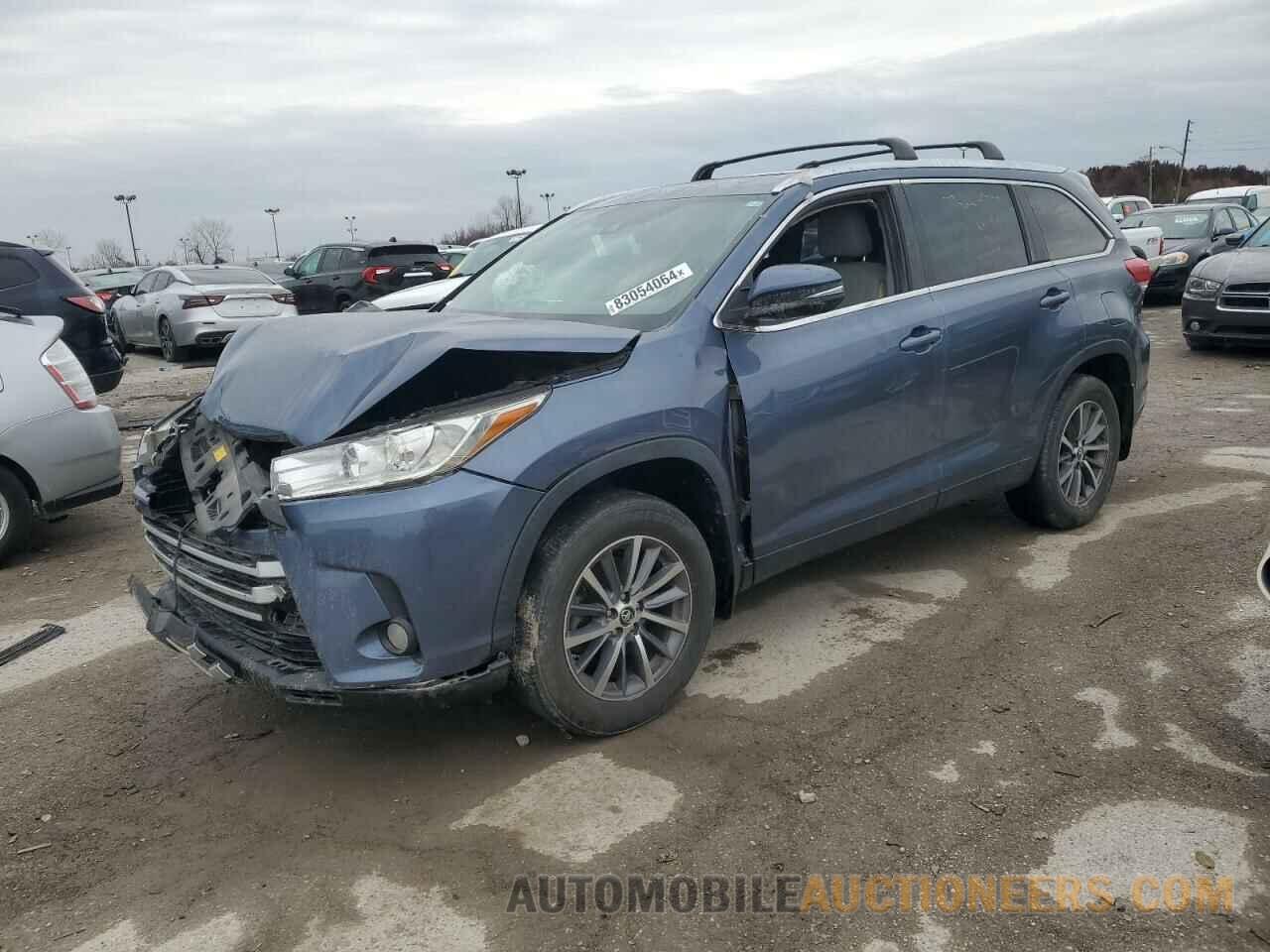 5TDJZRFH1KS704817 TOYOTA HIGHLANDER 2019