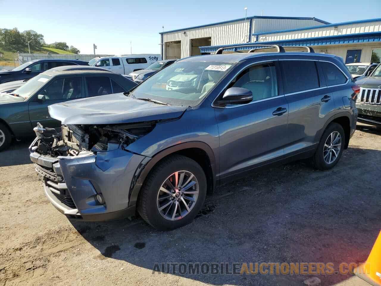 5TDJZRFH1KS708964 TOYOTA HIGHLANDER 2019