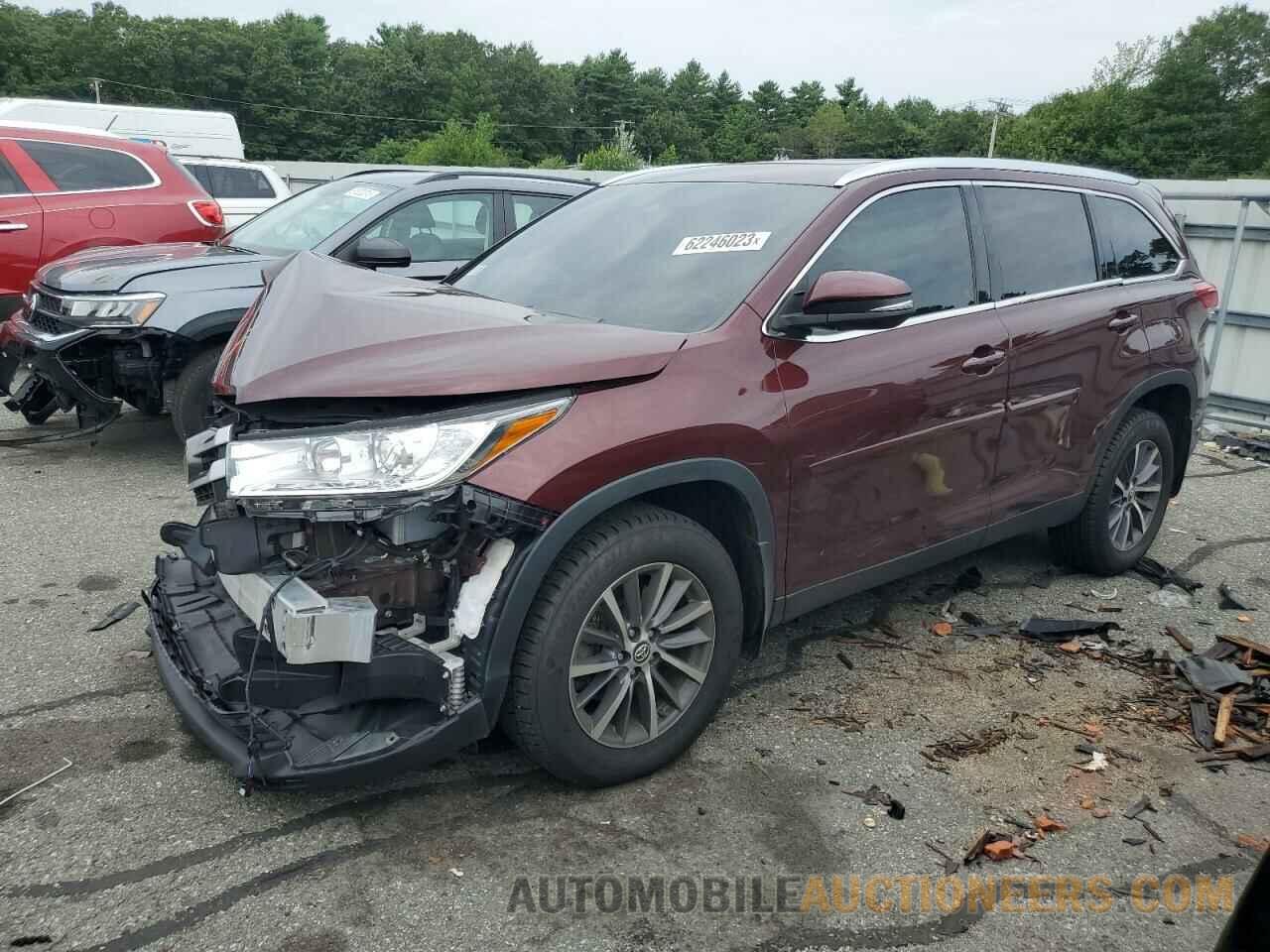 5TDJZRFH1KS709399 TOYOTA HIGHLANDER 2019