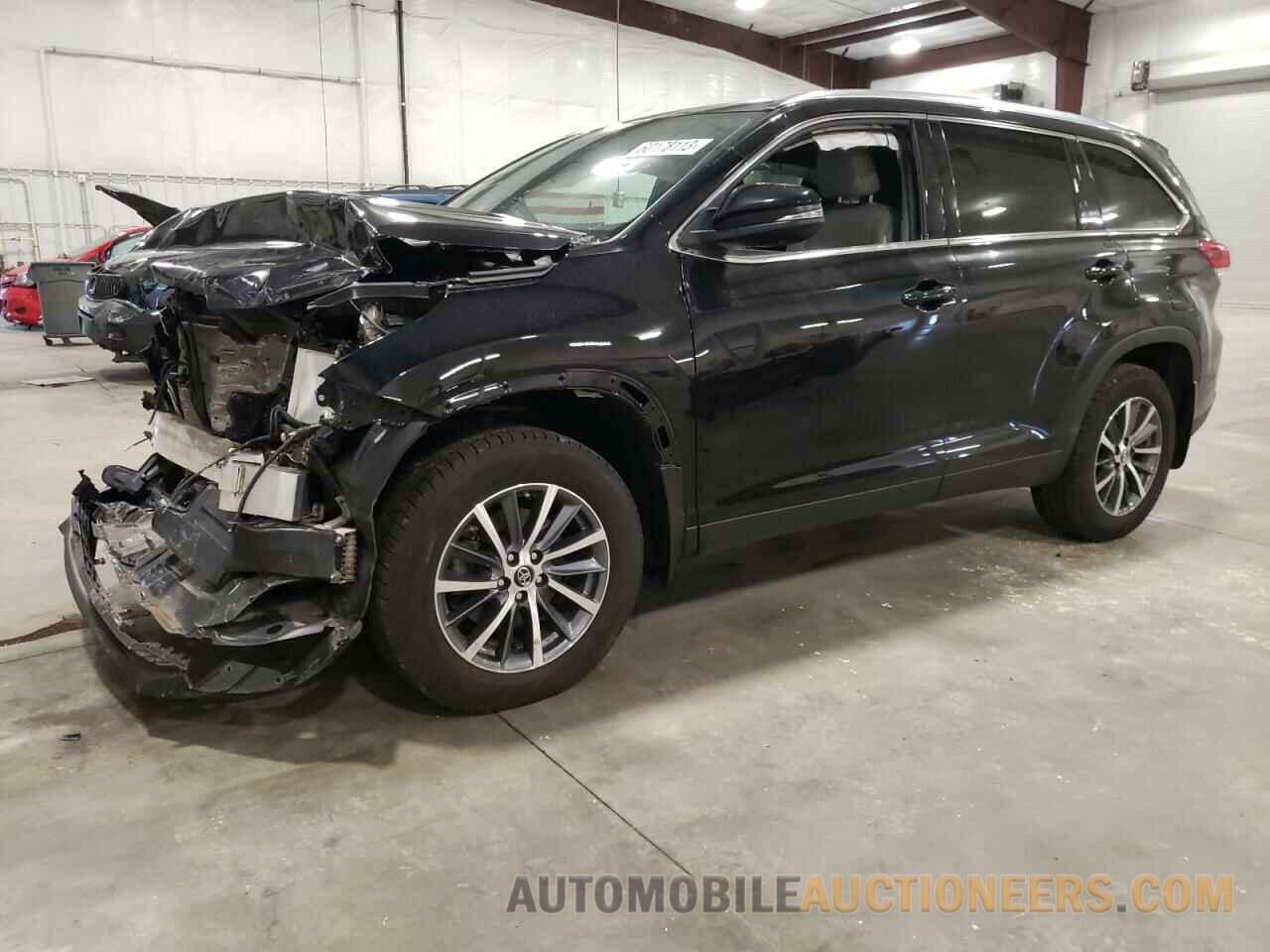 5TDJZRFH1KS923759 TOYOTA HIGHLANDER 2019