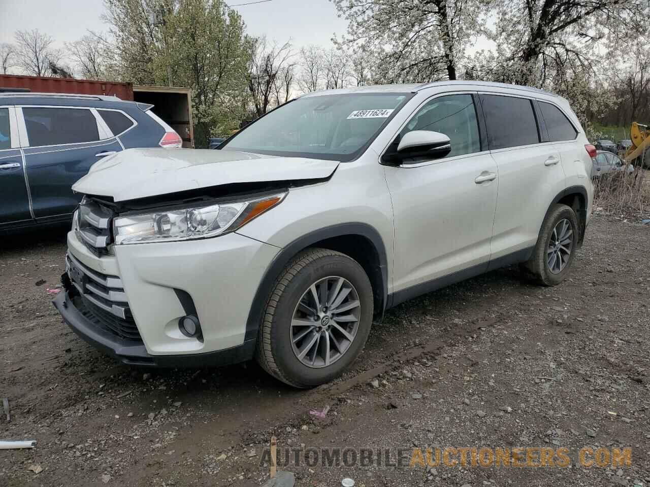 5TDJZRFH1KS934633 TOYOTA HIGHLANDER 2019