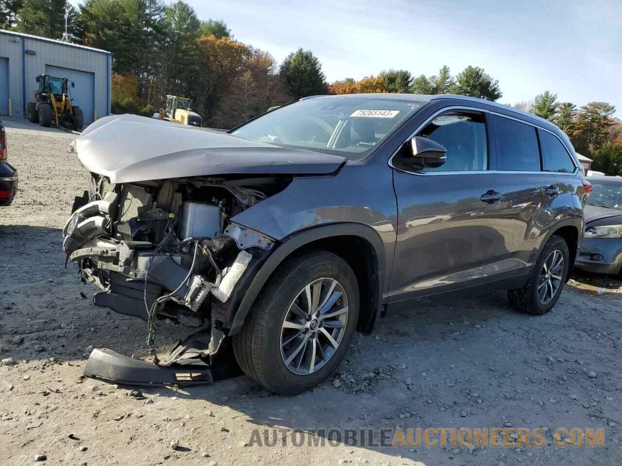 5TDJZRFH1KS949634 TOYOTA HIGHLANDER 2019