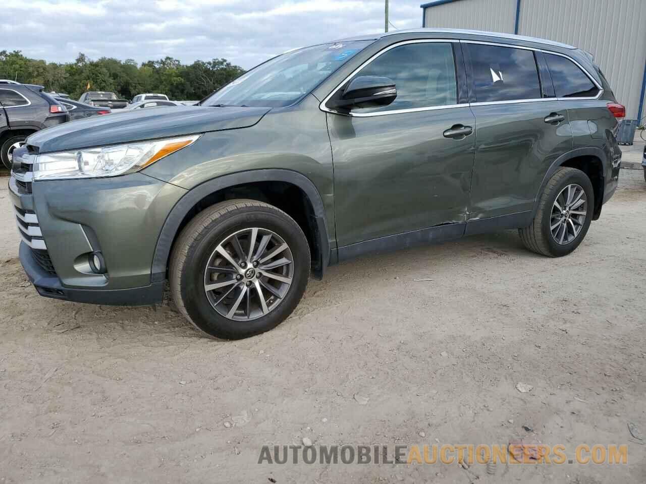 5TDJZRFH1KS989180 TOYOTA HIGHLANDER 2019