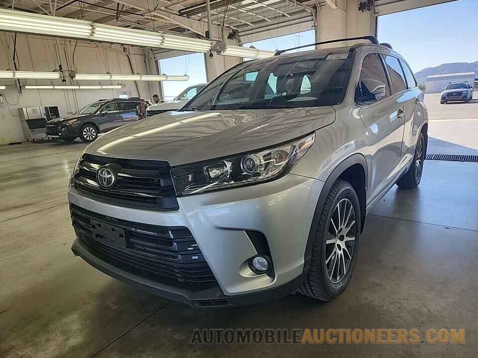 5TDJZRFH2HS363257 Toyota Highlander 2017