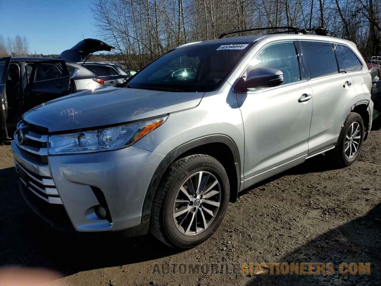 5TDJZRFH2HS390653 TOYOTA HIGHLANDER 2017