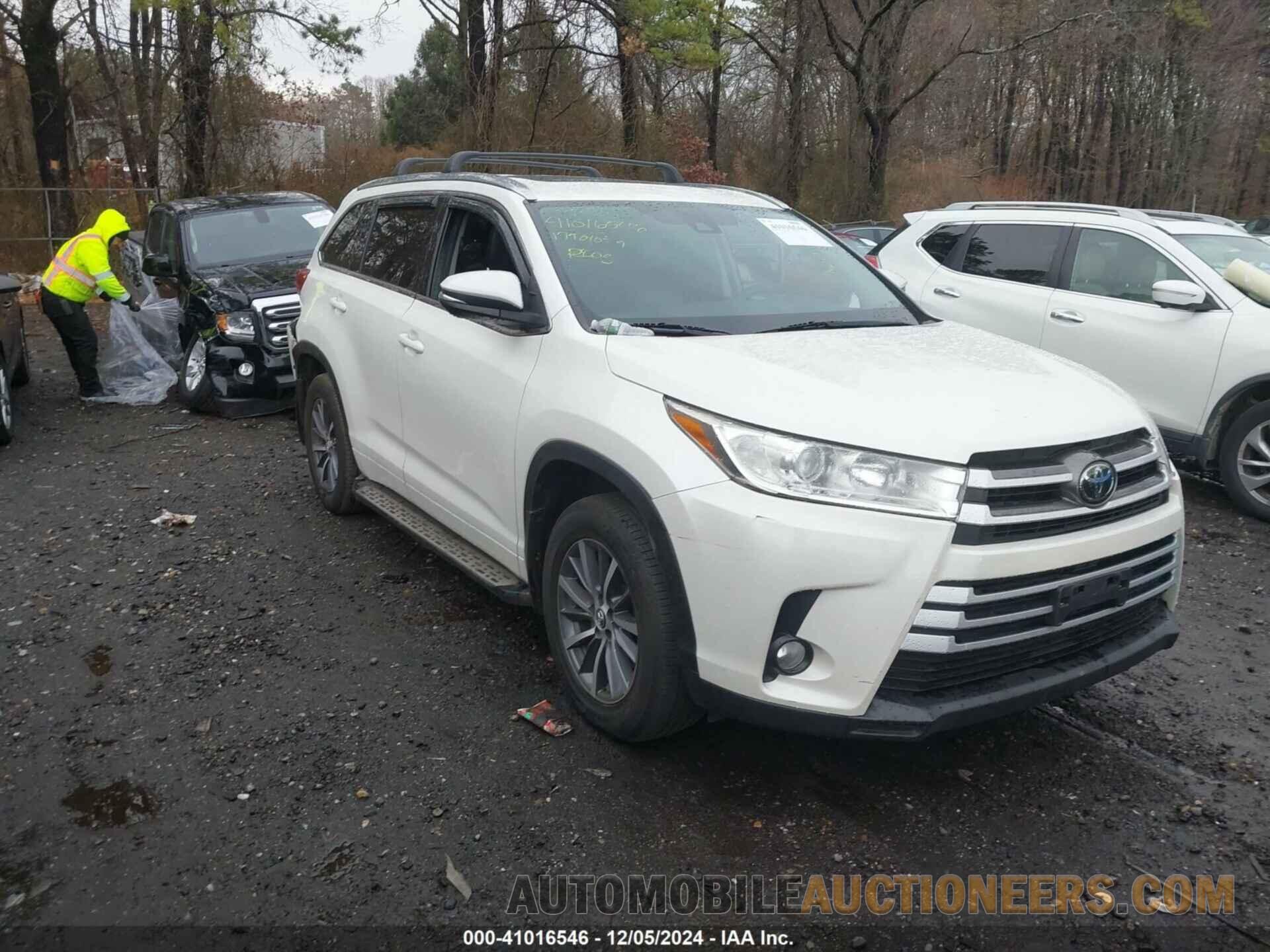 5TDJZRFH2HS447417 TOYOTA HIGHLANDER 2017