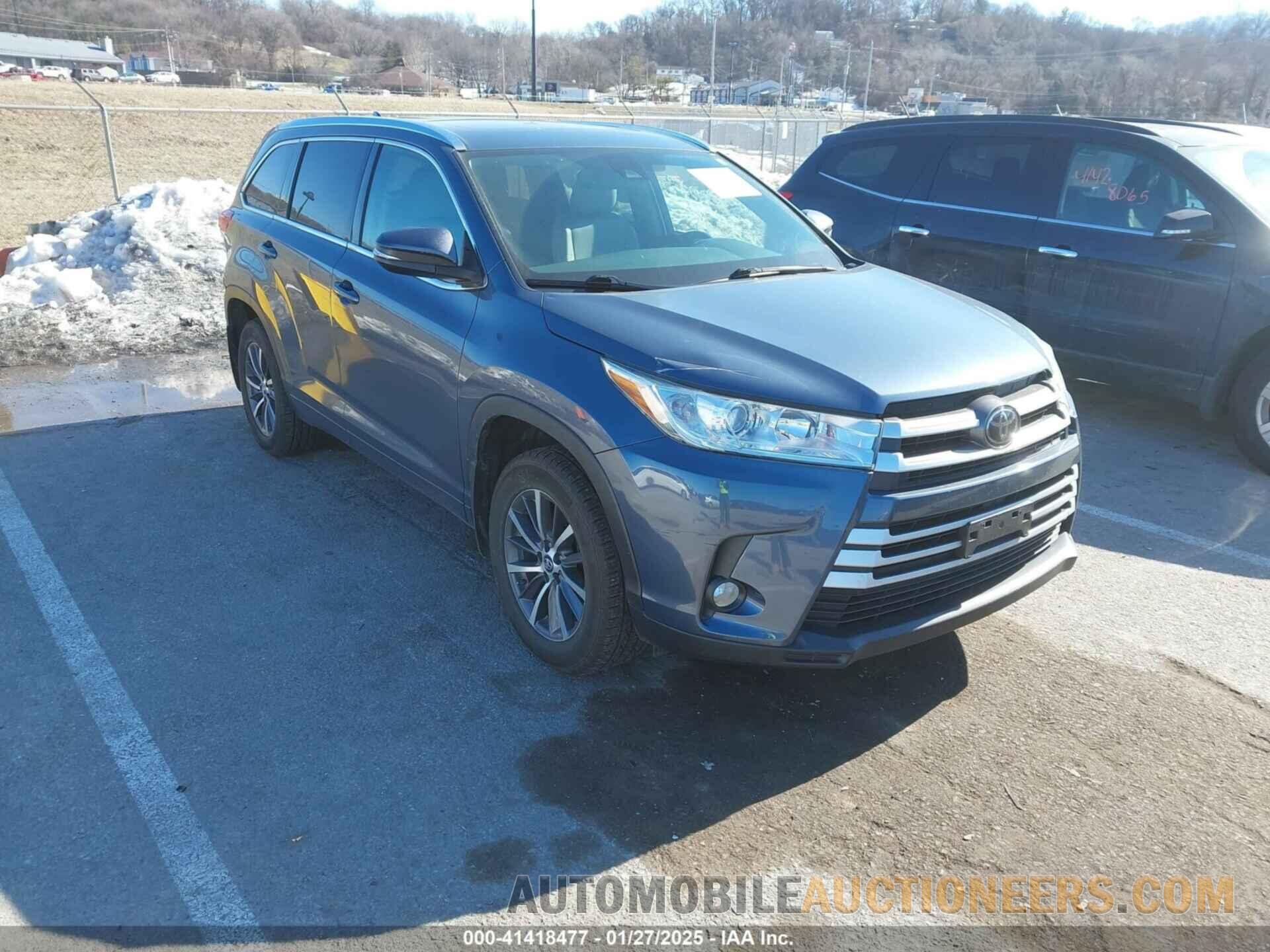 5TDJZRFH2HS518616 TOYOTA HIGHLANDER 2017