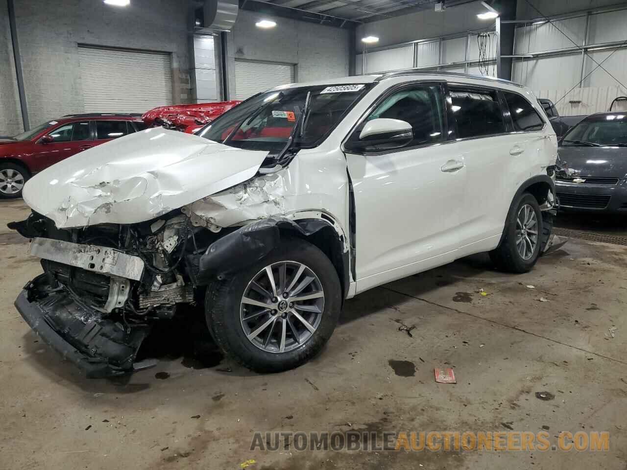 5TDJZRFH2JS527337 TOYOTA HIGHLANDER 2018