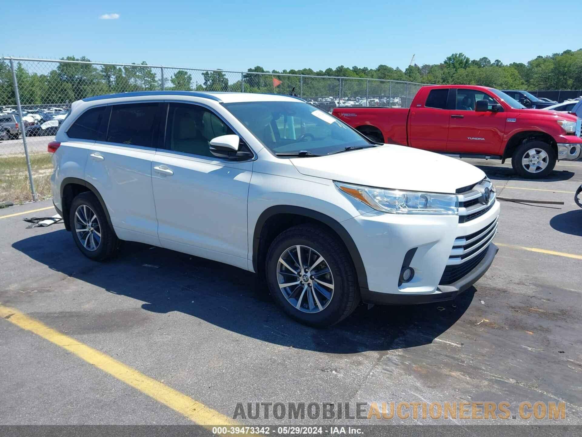 5TDJZRFH2JS561309 TOYOTA HIGHLANDER 2018