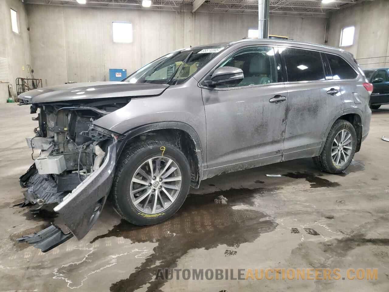 5TDJZRFH2JS813866 TOYOTA HIGHLANDER 2018