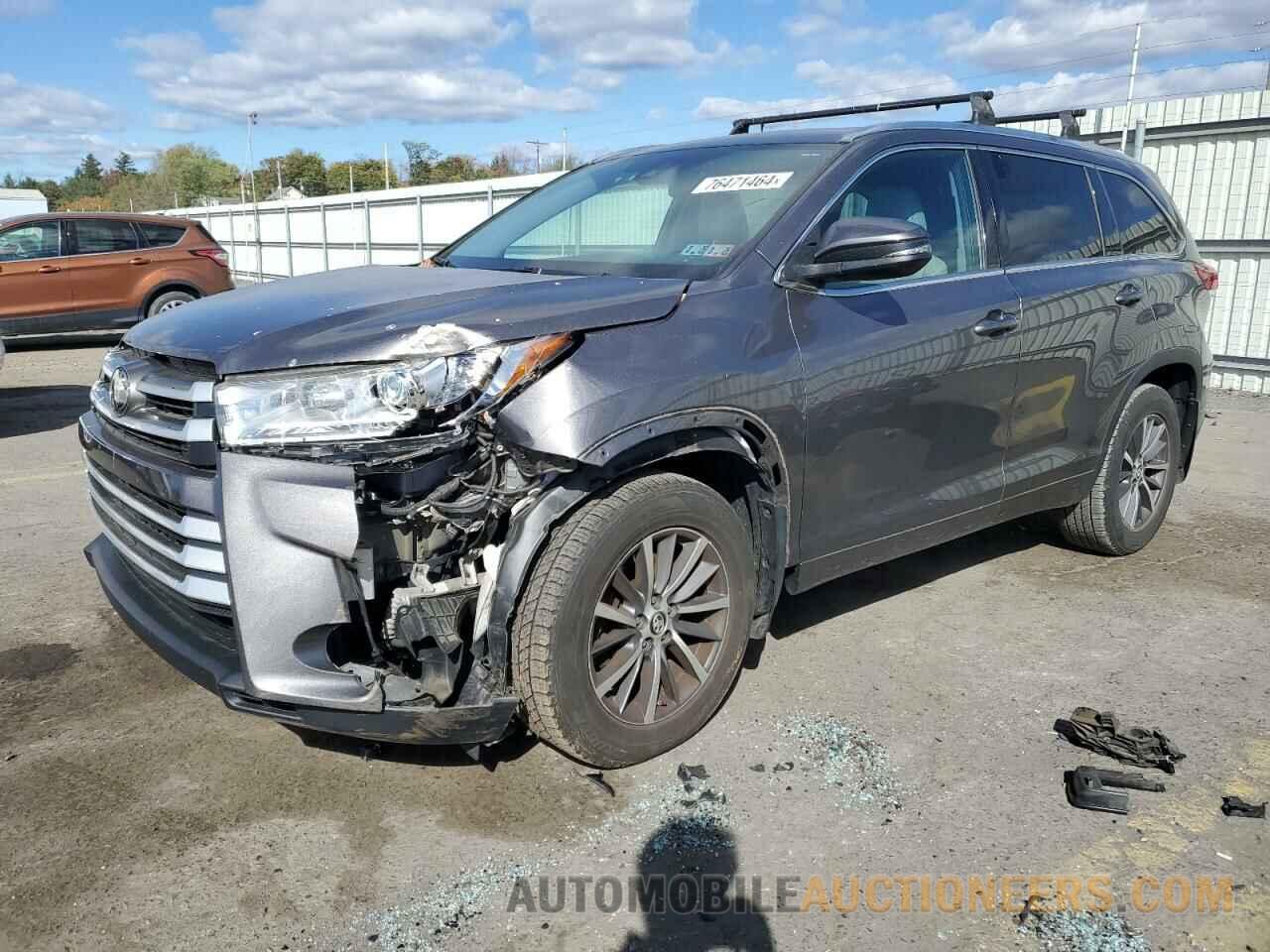 5TDJZRFH2JS827573 TOYOTA HIGHLANDER 2018