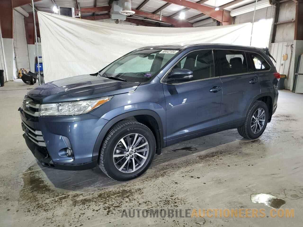 5TDJZRFH2JS837603 TOYOTA HIGHLANDER 2018