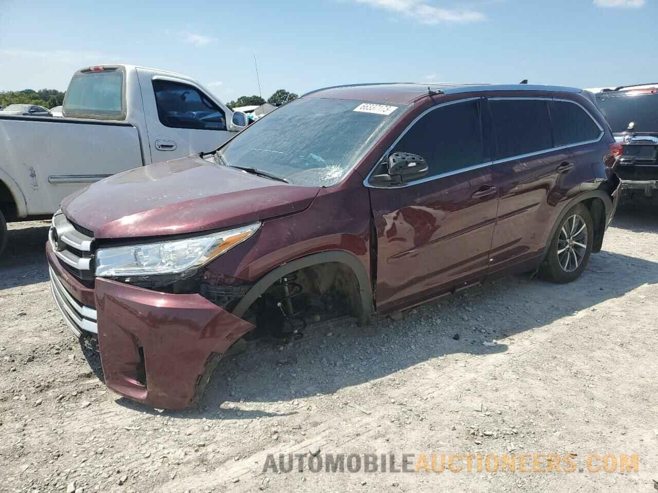 5TDJZRFH2JS852764 TOYOTA HIGHLANDER 2018