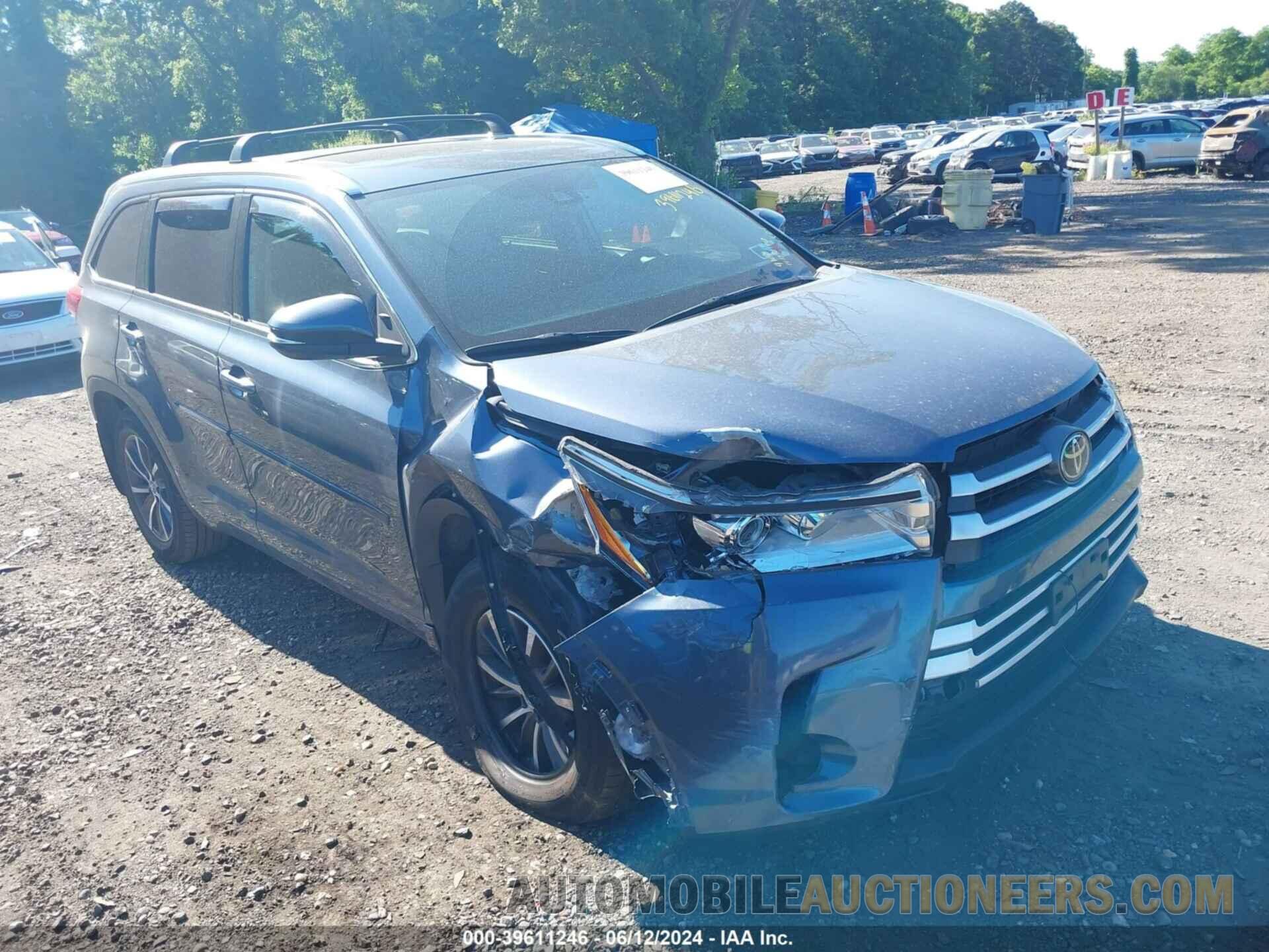 5TDJZRFH2JS860461 TOYOTA HIGHLANDER 2018