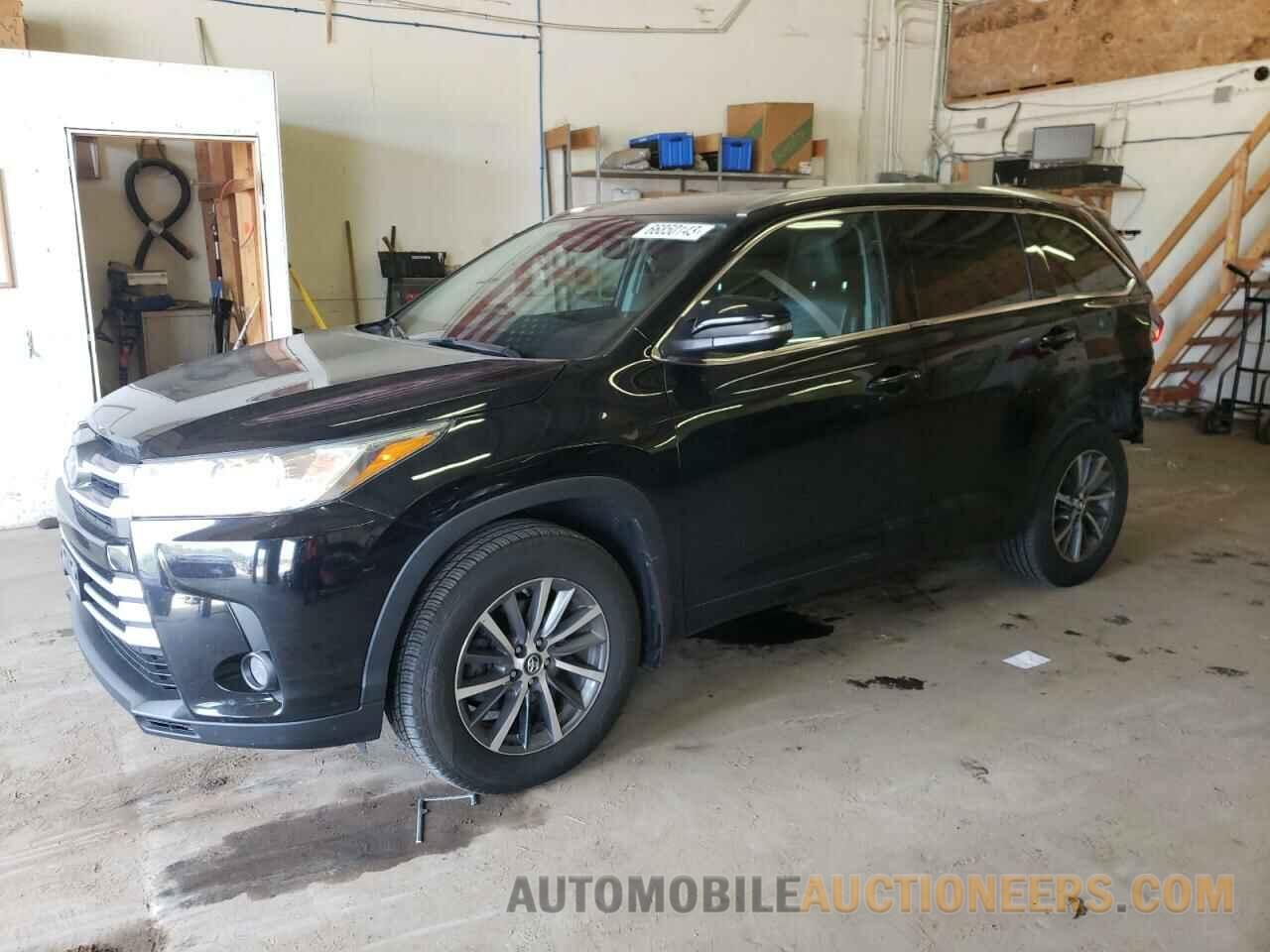 5TDJZRFH2JS866597 TOYOTA HIGHLANDER 2018