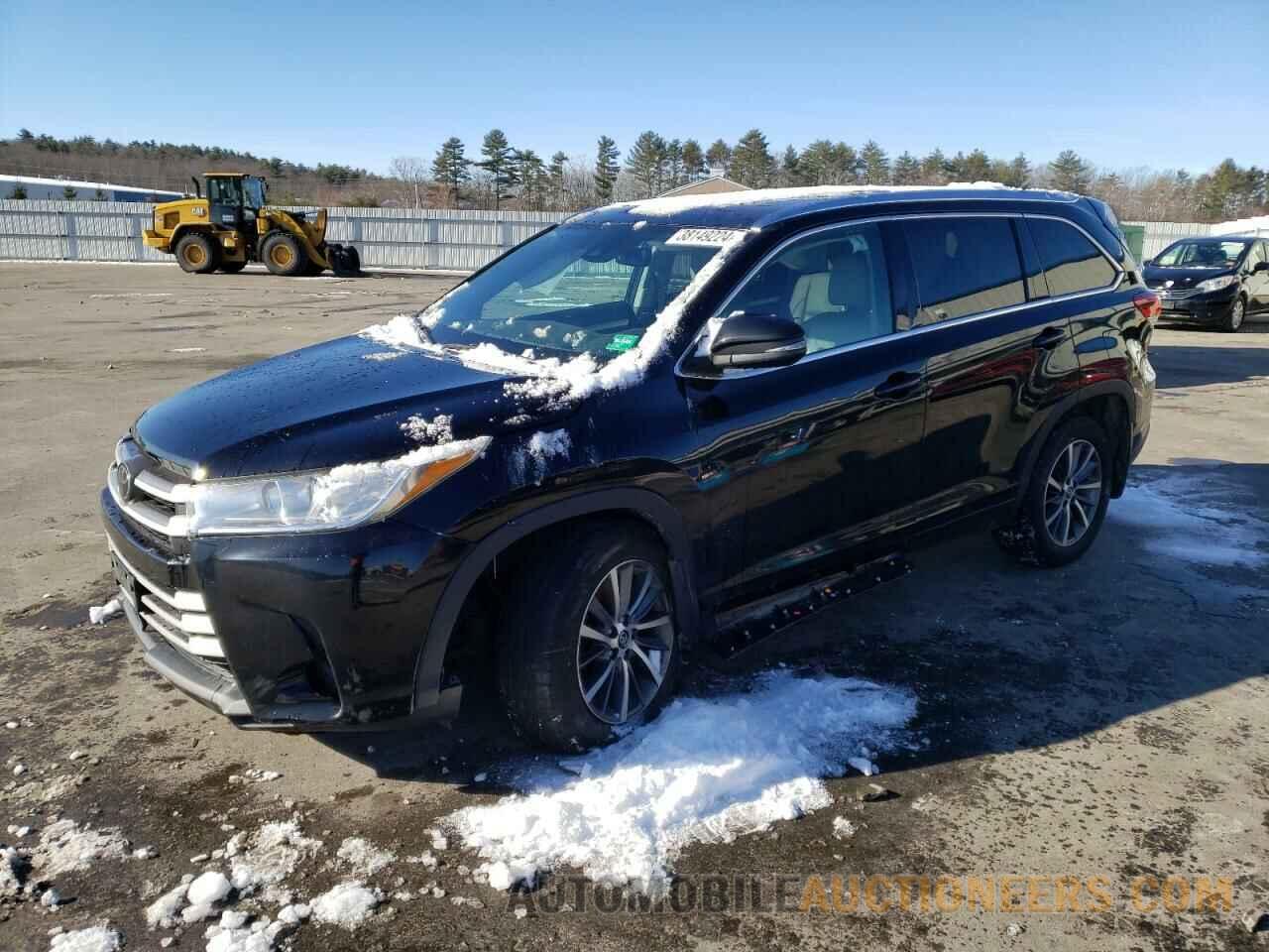 5TDJZRFH2JS896912 TOYOTA HIGHLANDER 2018