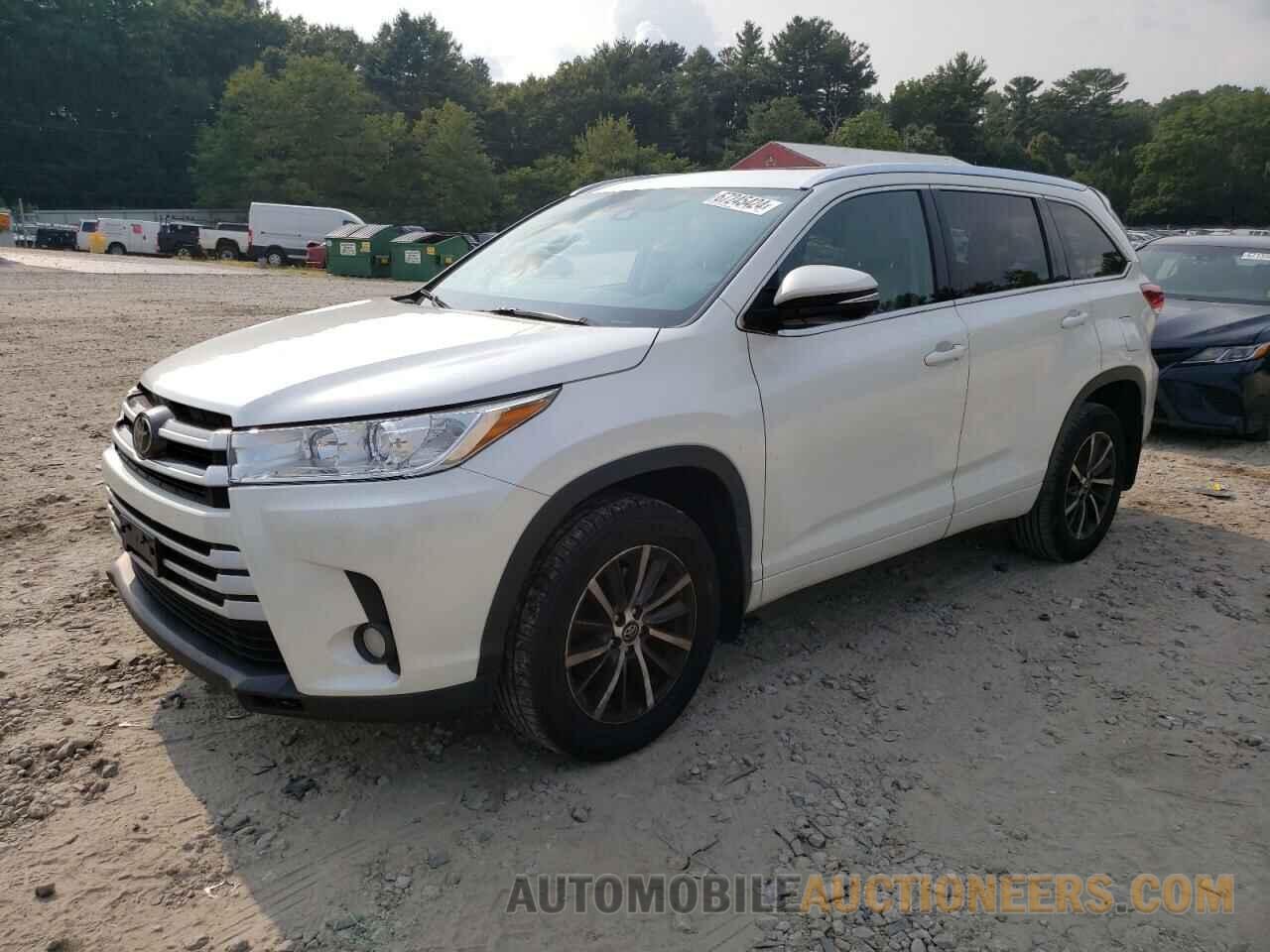 5TDJZRFH2JS904202 TOYOTA HIGHLANDER 2018