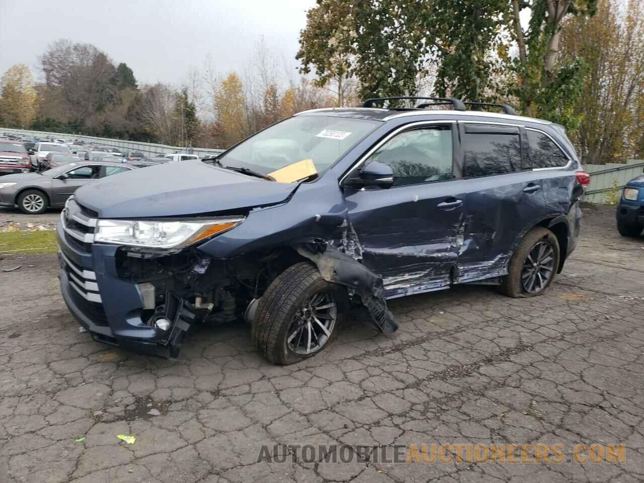 5TDJZRFH2JS909285 TOYOTA HIGHLANDER 2018