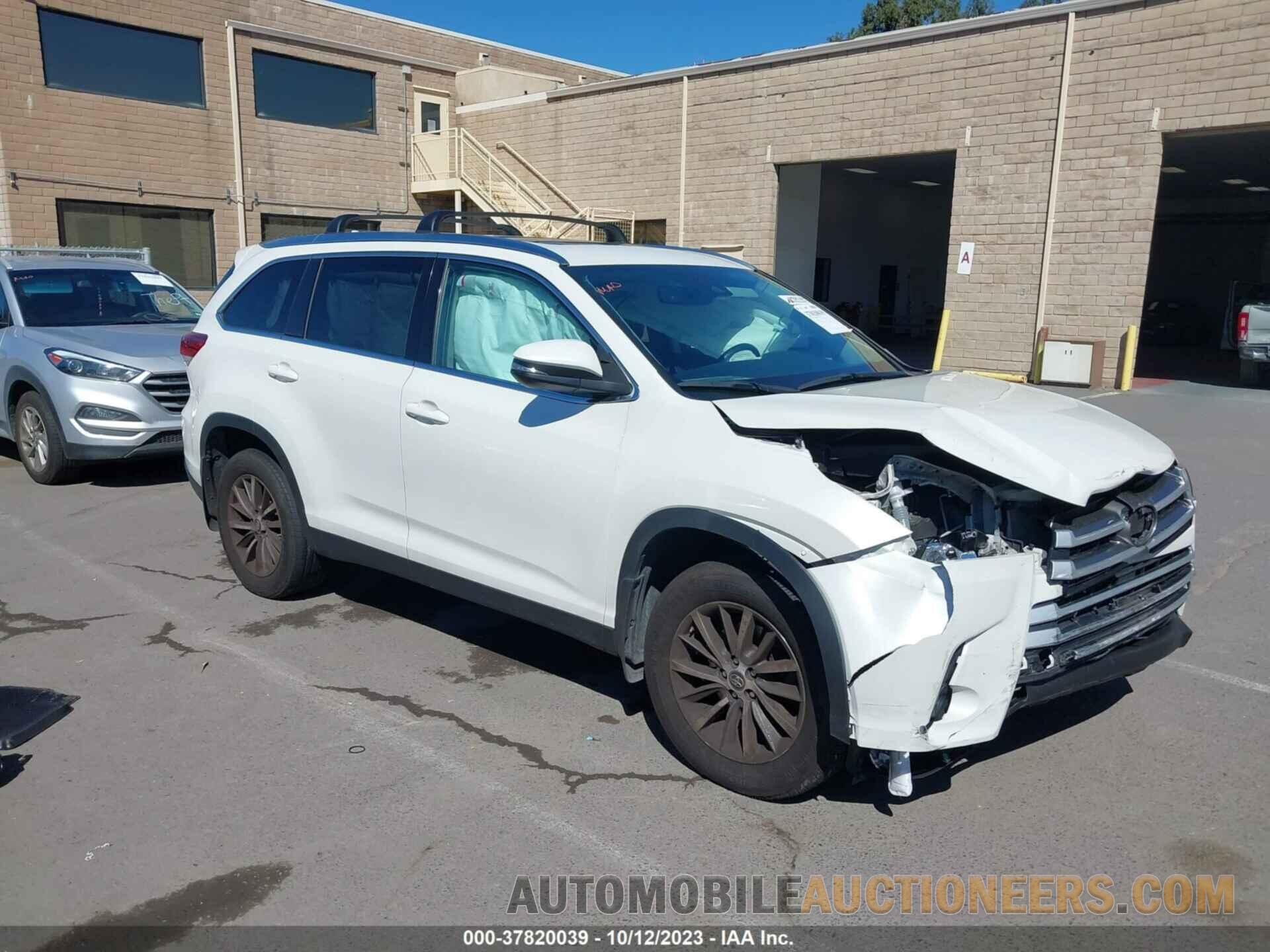 5TDJZRFH2KS582792 TOYOTA HIGHLANDER 2019