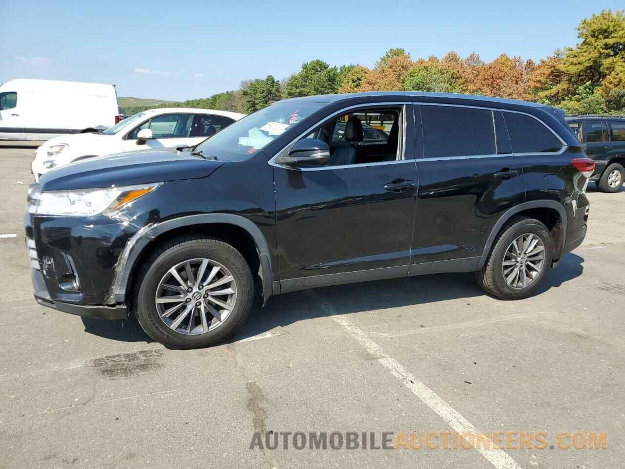 5TDJZRFH2KS593923 TOYOTA HIGHLANDER 2019