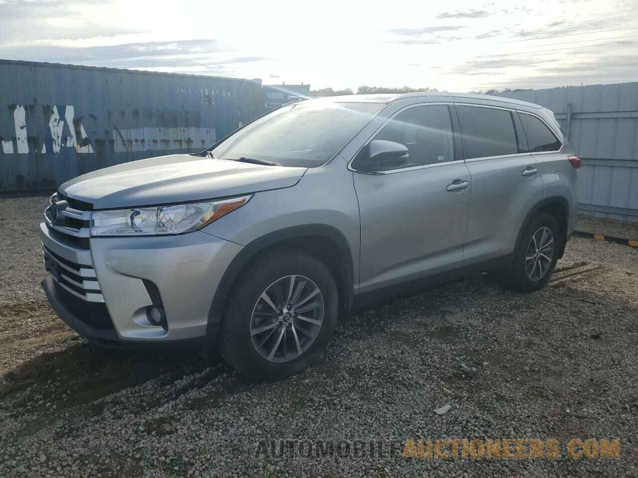 5TDJZRFH2KS601597 TOYOTA HIGHLANDER 2019