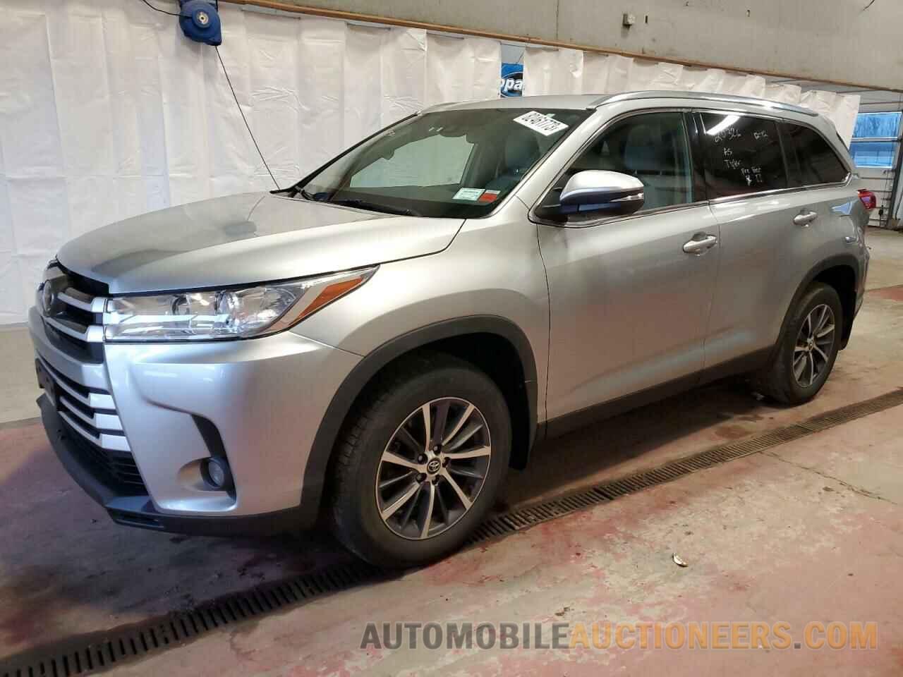 5TDJZRFH2KS602717 TOYOTA HIGHLANDER 2019