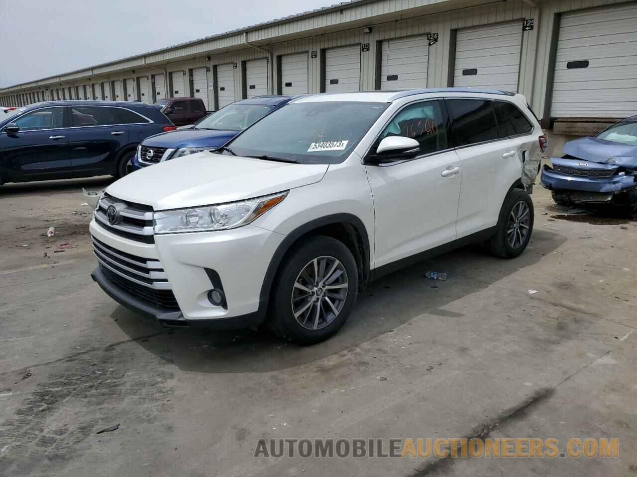 5TDJZRFH2KS614124 TOYOTA HIGHLANDER 2019