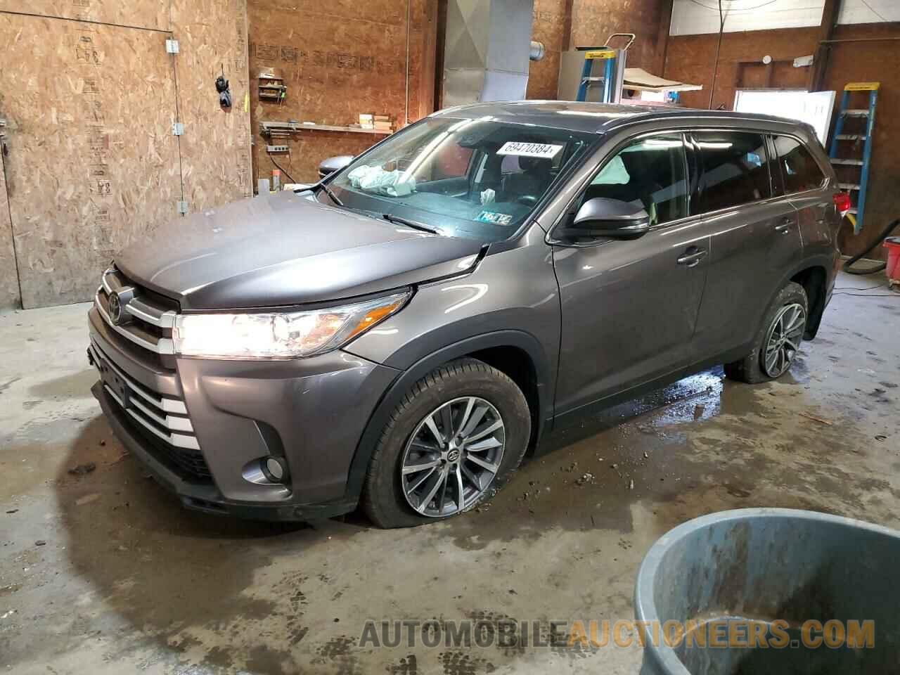 5TDJZRFH2KS614866 TOYOTA HIGHLANDER 2019