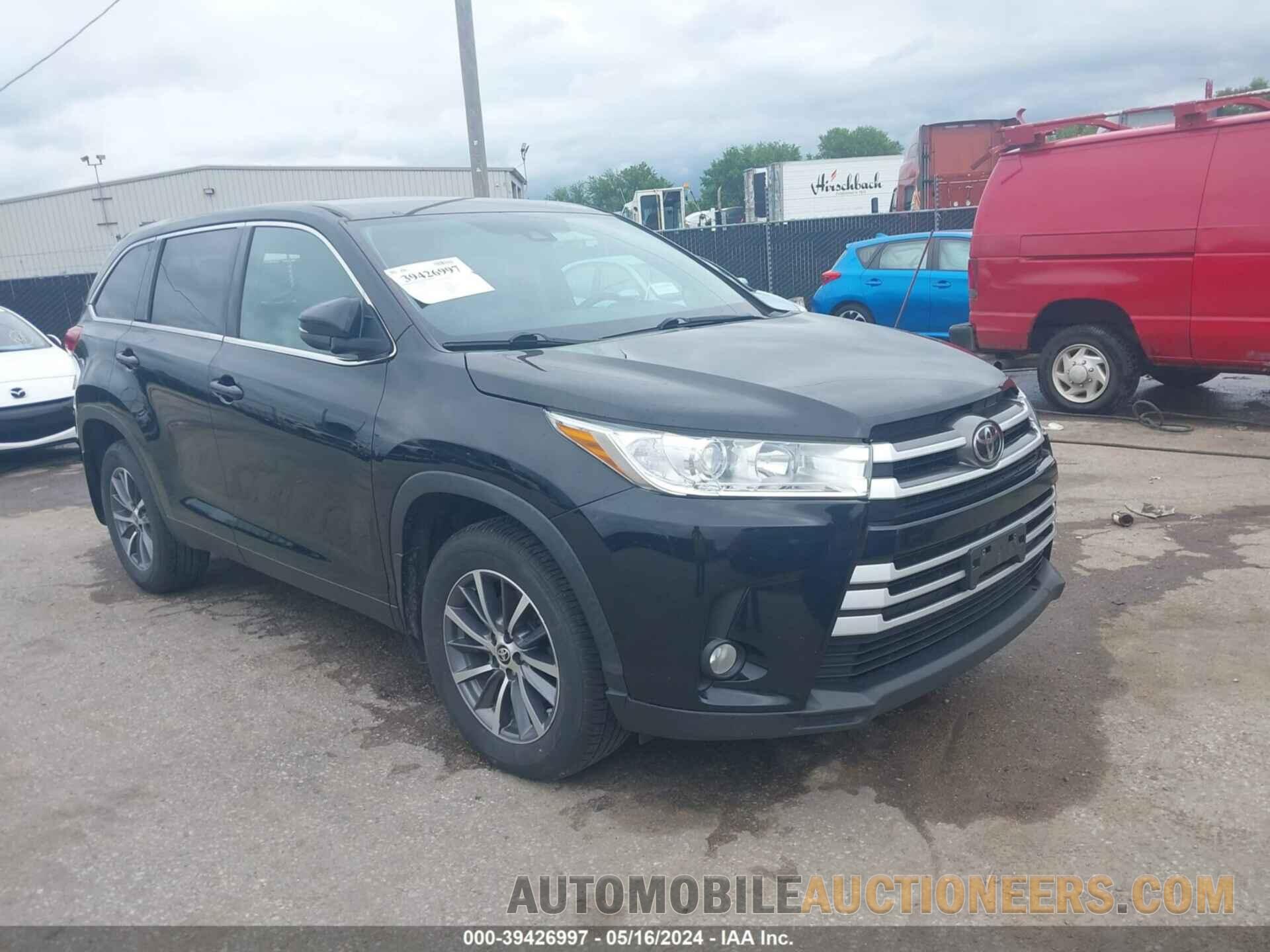 5TDJZRFH2KS626564 TOYOTA HIGHLANDER 2019